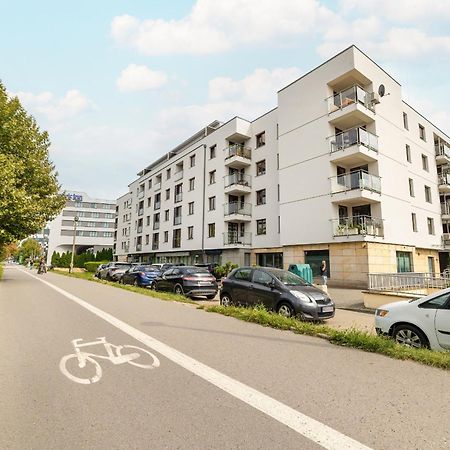 Przytulny Apartament Z Klimatyzacja I Parkingiem By Noclegi Renters Красков Екстериор снимка